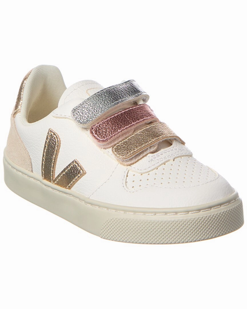 Break Walk VEJA Small V-10 Leather Sneaker