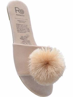 Seamless construction Women's Pom Pom Slippers In Champagne