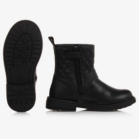 Black Eclair Ankle Boots Crisp Design
