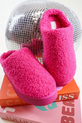 Flexible Wear Women's Icee Sherpa House Slippers In H Pink
